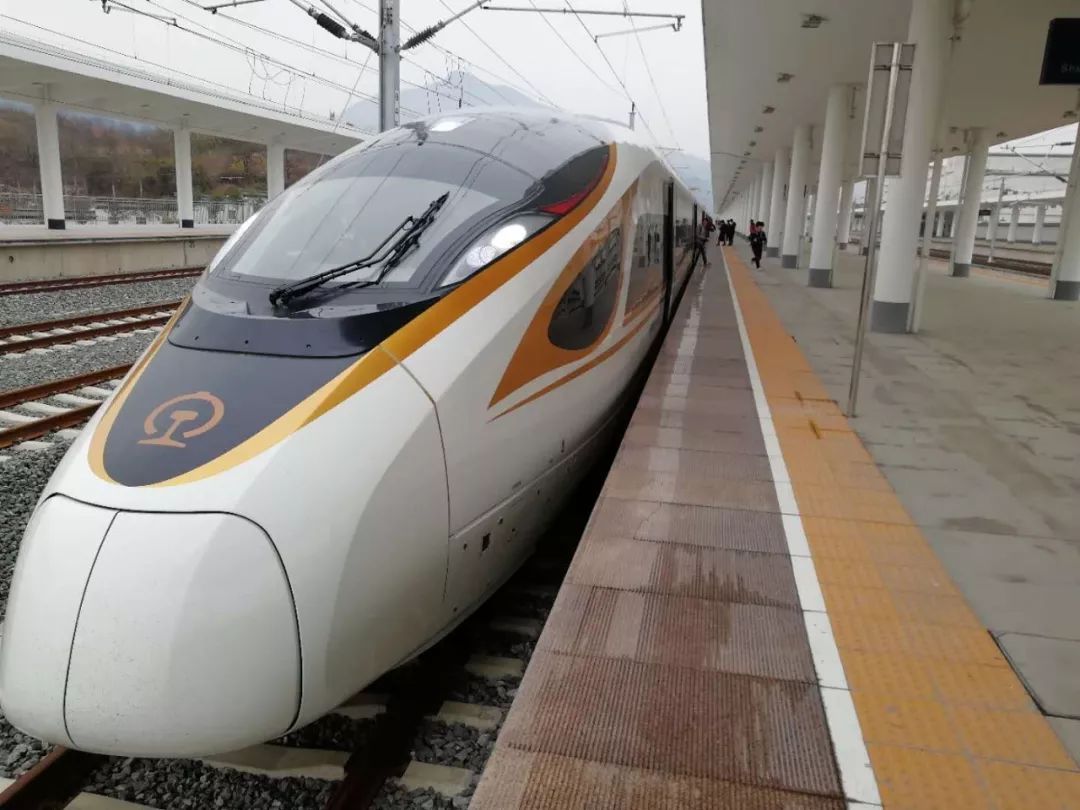 安徽打造的一条高铁线,对接省内2大城市,全长125.1公里
