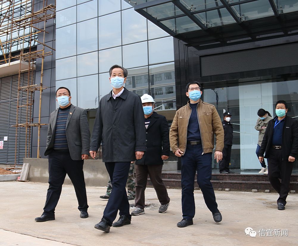 王土瑞(前排中)深入重点项目建设现场调研2月16日下午,由市委副书 