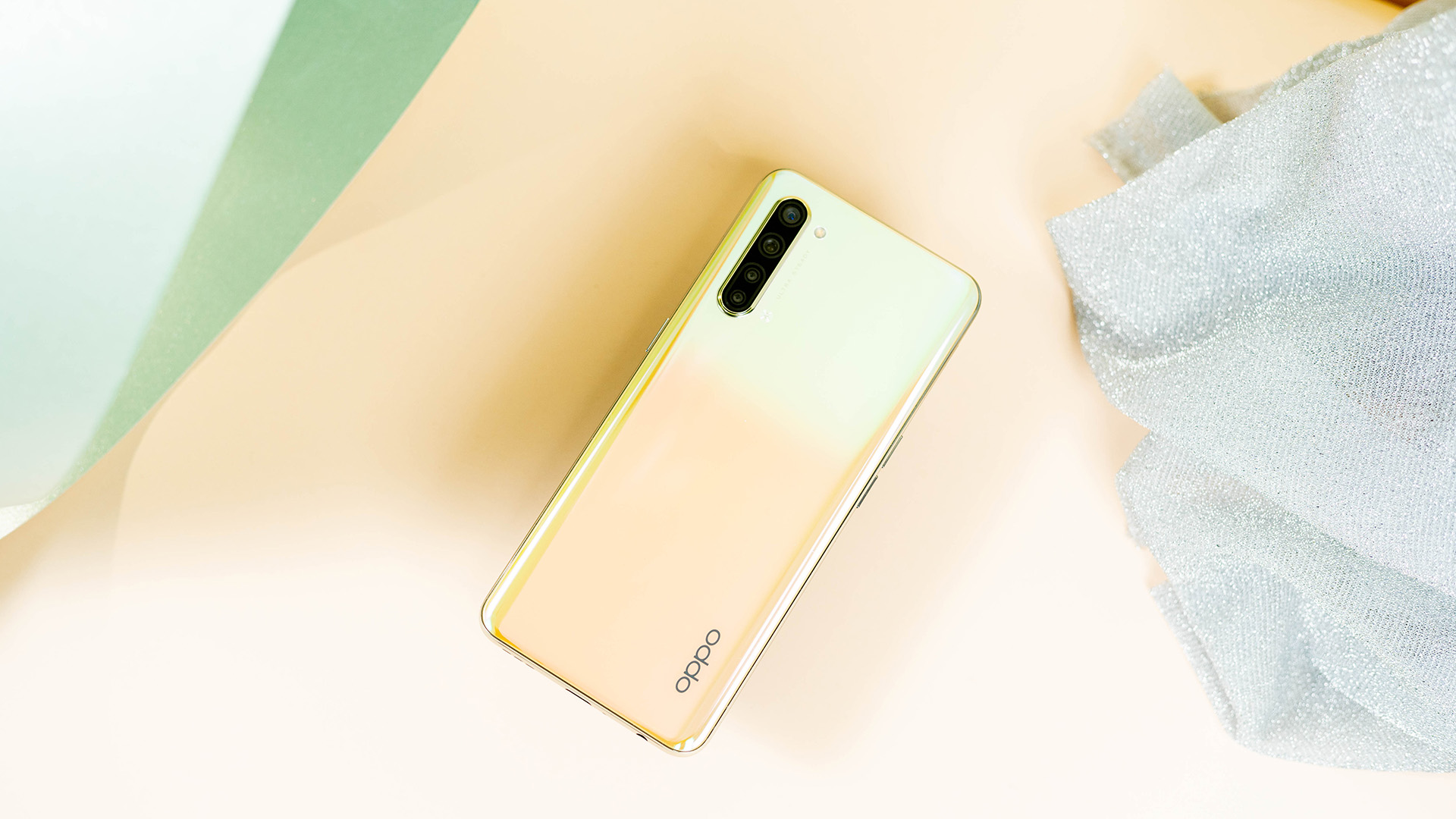 宛如充满朝气的春日暖阳opporeno3元气版图赏