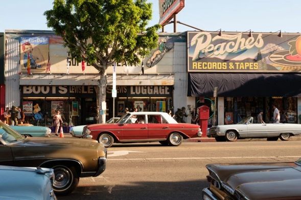 设计师在bruin影院旁重建了过去的hamburger hamlet汉堡店.