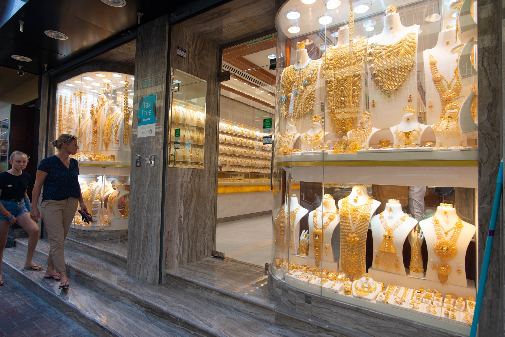 原创世界第三大黄金交易集散地就在迪拜全长竟然不到一公里