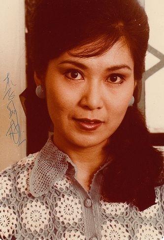 狼狈的李司棋曾比肩汪明荃却任性自毁2度离婚还被女儿记恨