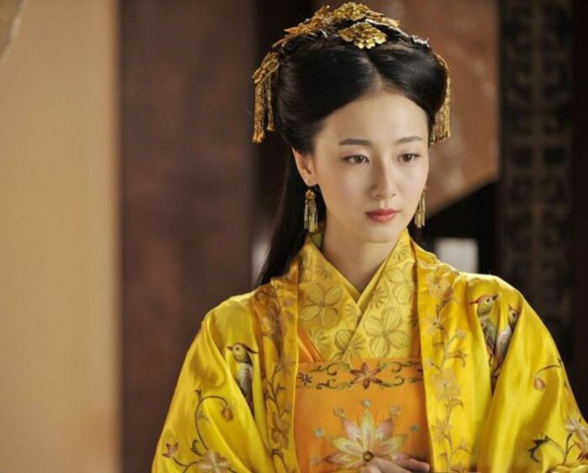 乾隆去世后留下了10名妃嫔嘉庆皇帝是怎么对待她们的