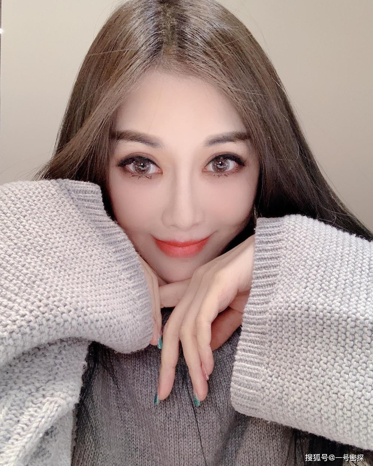 因为前夫冒用吴玟萱的名字开出空头支票,导致她信用破产,离婚再加上