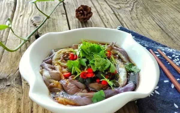 宅家不出门,简单好吃的凉拌菜,在家自己做 宅家不出门,简单好吃的凉拌菜,在家自己做
