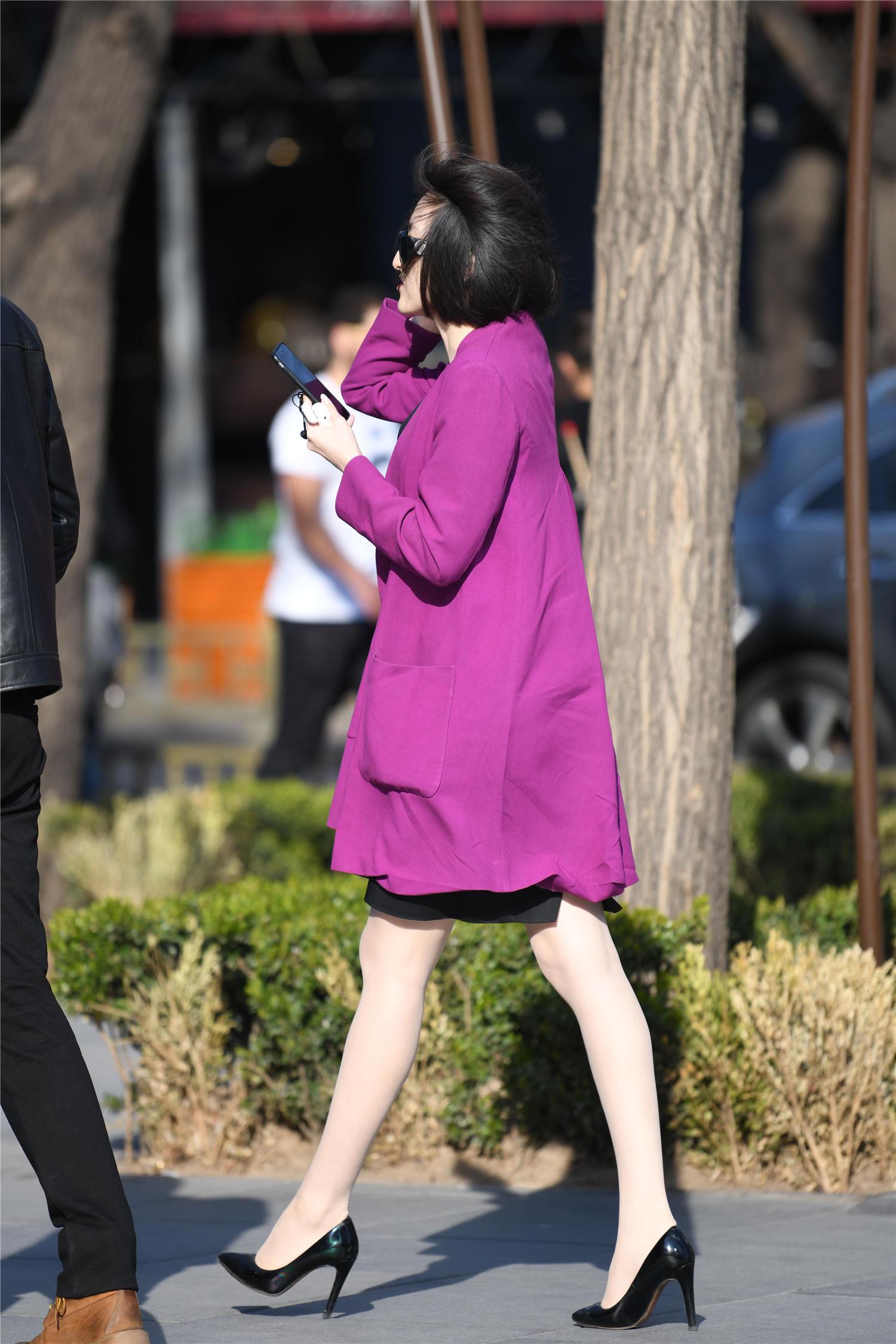 细高跟搭配肉色丝袜时尚的姑娘会穿出高级感展现气质美