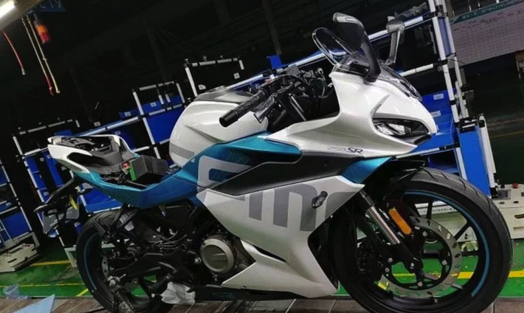 春风250sr跑车将在本月底发布