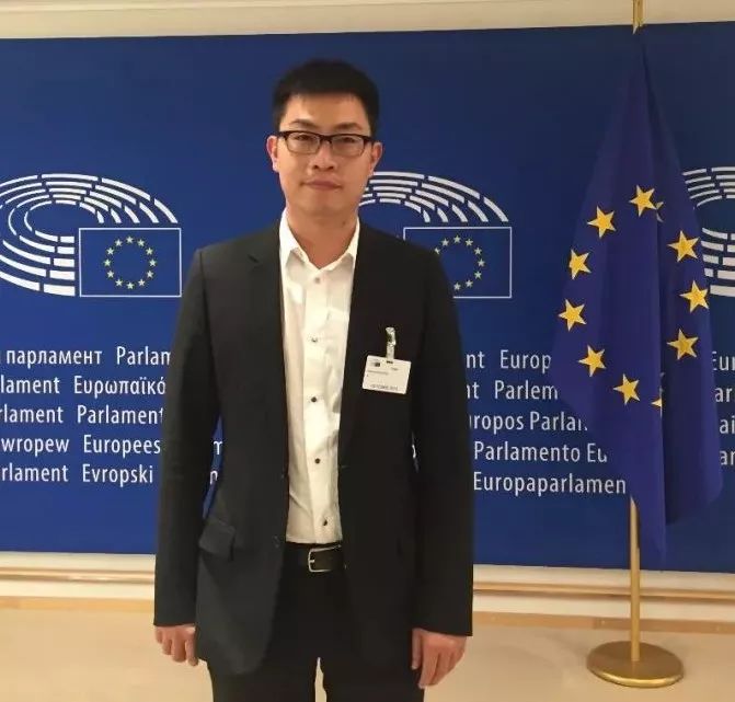 王勋,国家发展研究院副研究员,北京大学数字金融研究中心研究员.