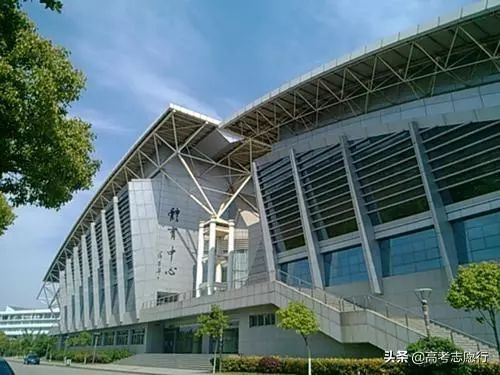 这11所中医药大学大致划分为3个档次适合不同分数段的高考生