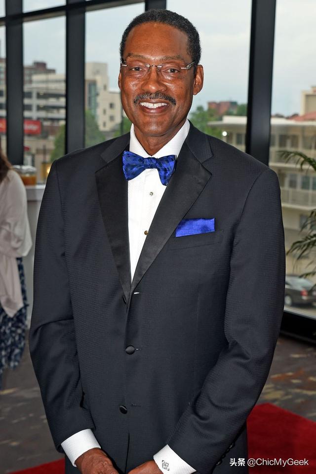 top8:朱尼奥·布里奇曼(junior bridgeman),约6亿美元tom brady被称为