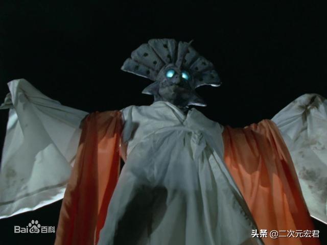 是力量比怪兽强的怪兽,超兽们大多非常难对付,天女超兽阿普拉萨尔更是
