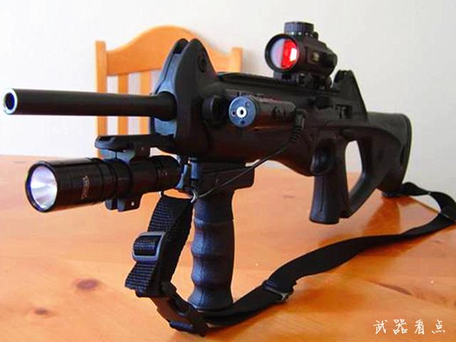 军事丨伯莱塔"风暴"卡宾枪,造型独特,可却采用9毫米口径
