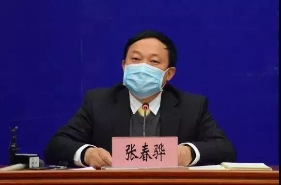 今天的发布会有两项议程.首先,有请张春骅副厅长发布新闻.