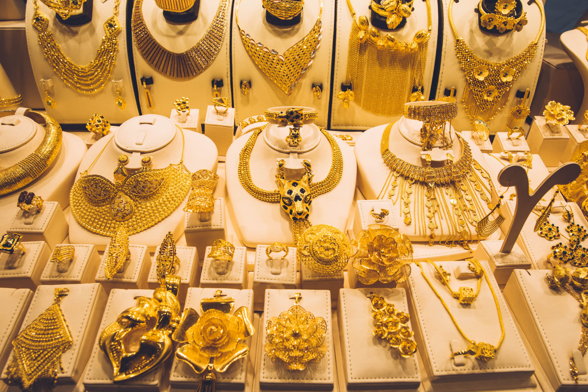 世界第三大黄金交易集散地就在迪拜,全长竟然不到一公里_首饰