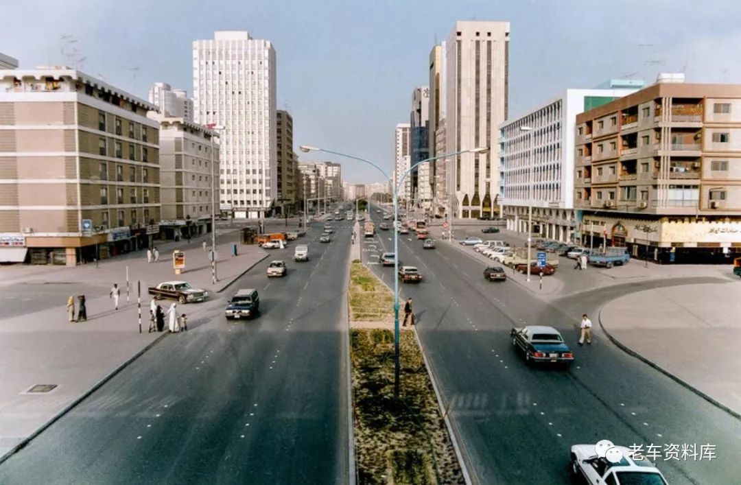 老照片回顾 1986年的街景_苏联