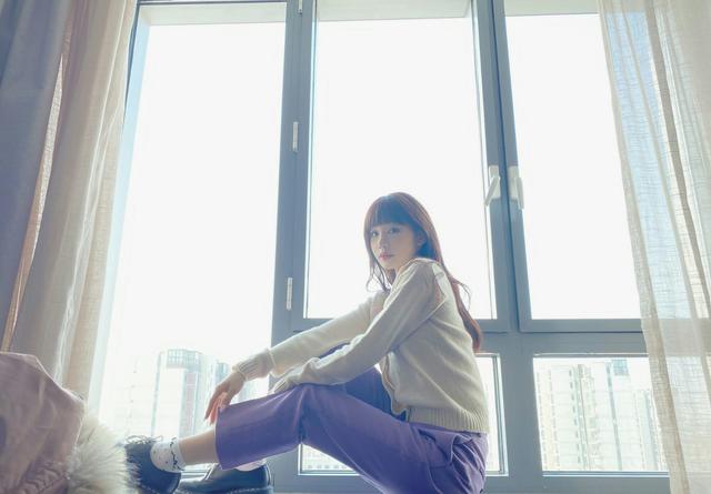 原创徐梦洁身材不高长相乖巧被粉丝们亲切地称之为小彩虹