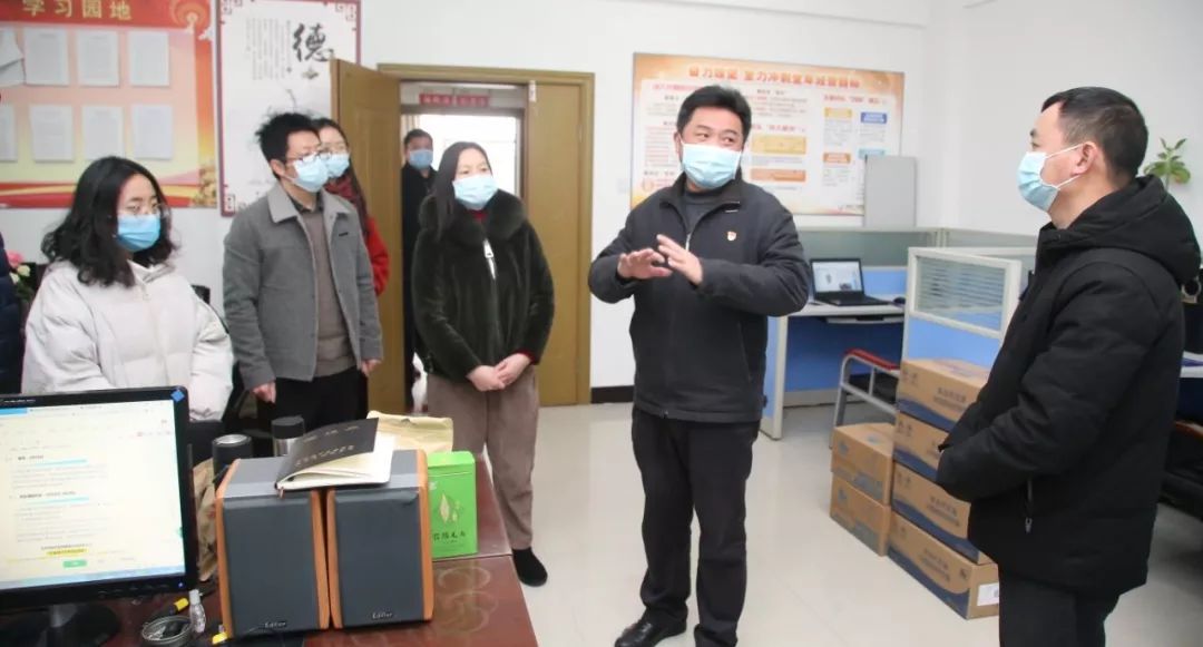 建宁县主要领导看望慰问疫情防控一线工作人员