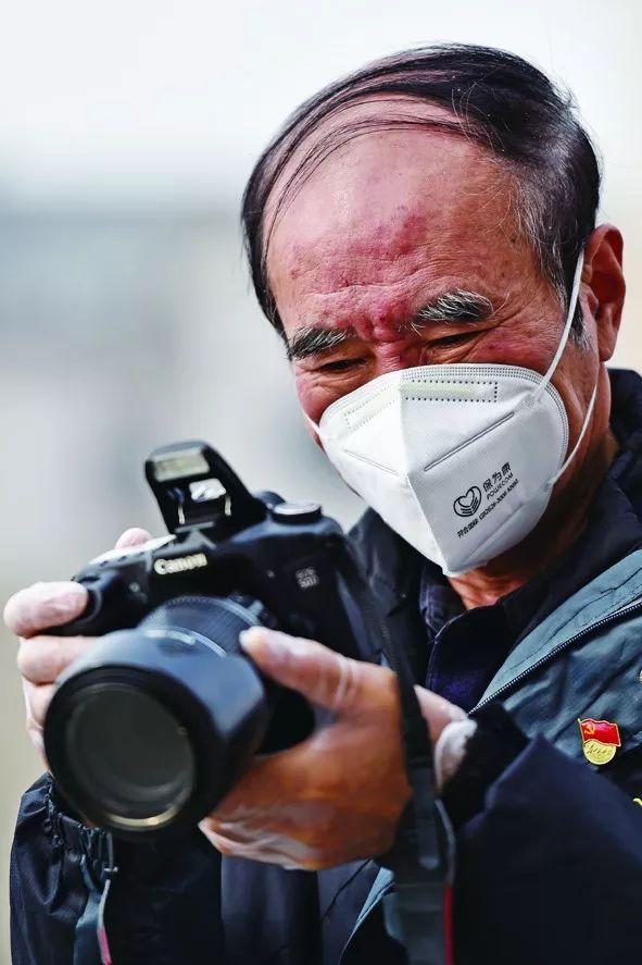 《本溪日报》特别策划——记者镜头下的"守望家园"_疫情