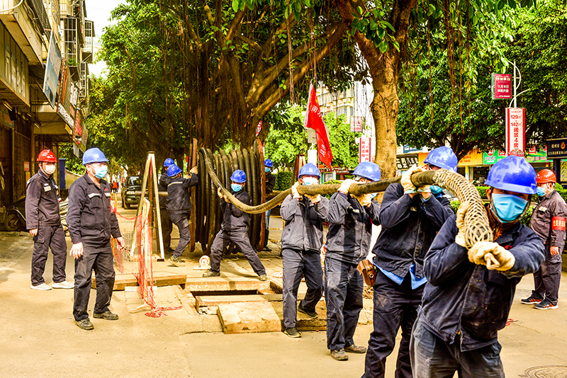 两手抓两不误南方电网广西梧州供电局推进电网建设全面开工复工