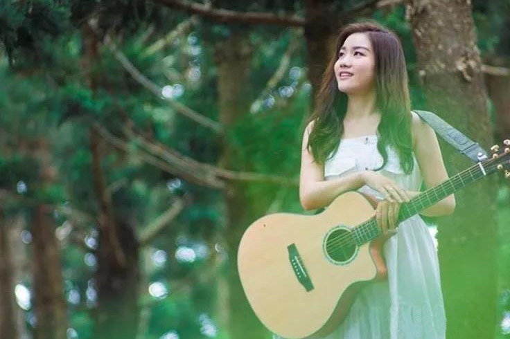 帝声musical悠扬琴声承载着孤独的诗句来自台湾tinahsu的弹唱