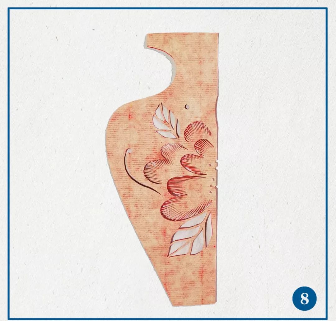 ▍8,最后外边缘剪出瓶子的造型.▍9,展开作品,剪制完成.