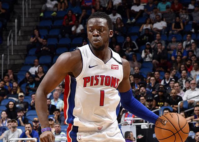 一切为了阻止湖人补强,快船队已经无所畏惧!_雷吉