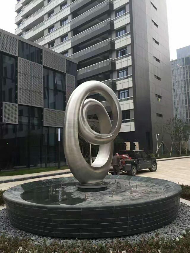 鑫宇不锈钢雕塑艺术 来自搜狐网