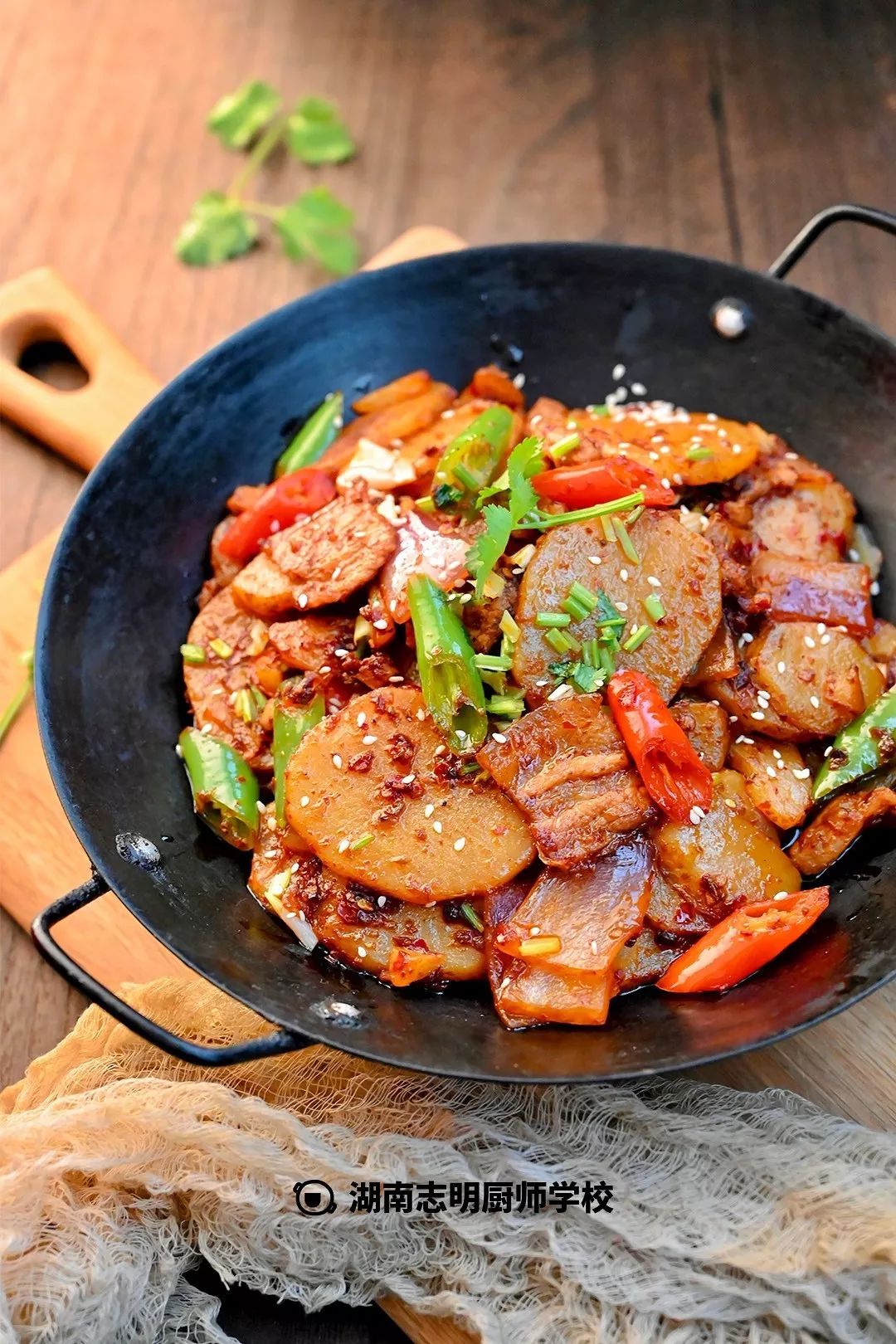 尔雅妈妈:干锅土豆片非常美味,陈老师的烹饪方法很赞土豆菜肴永原