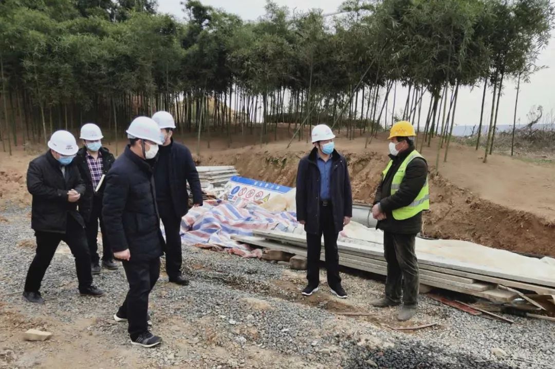 公司执行董事总经理杨兵到湖杭铁路项目检查指导疫情防控和复工复产