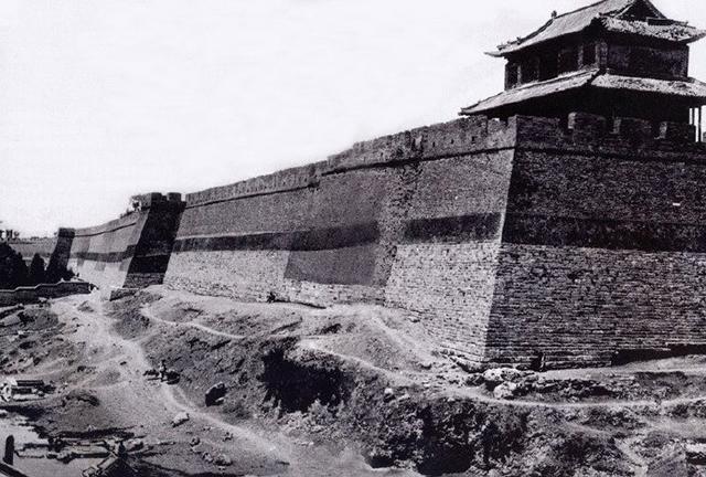 郭沫若要拆掉北京古城墙,林徽因气病撂狠话,多年后担忧终成真