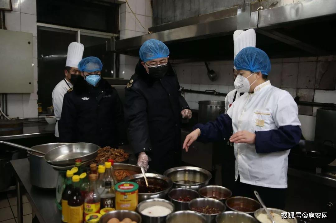 疫情当前,餐饮业的危与机_企业