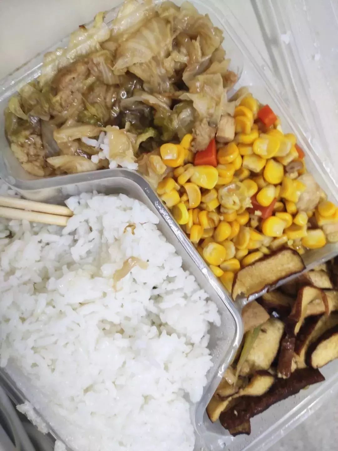 走出火神山医院我悄悄删掉了手机上的遗书