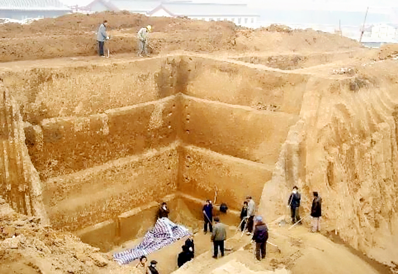 那为什么楚平王孙辈的墓会出现在豫省呢?