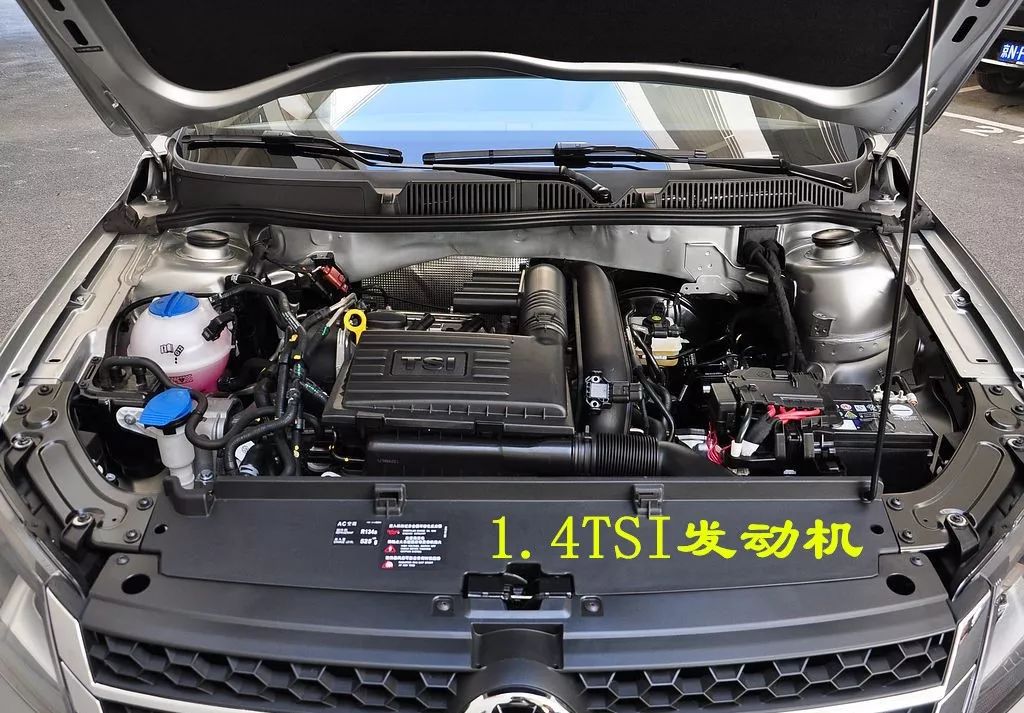 同一厂家同一车型不同排量的发动机可以互换吗