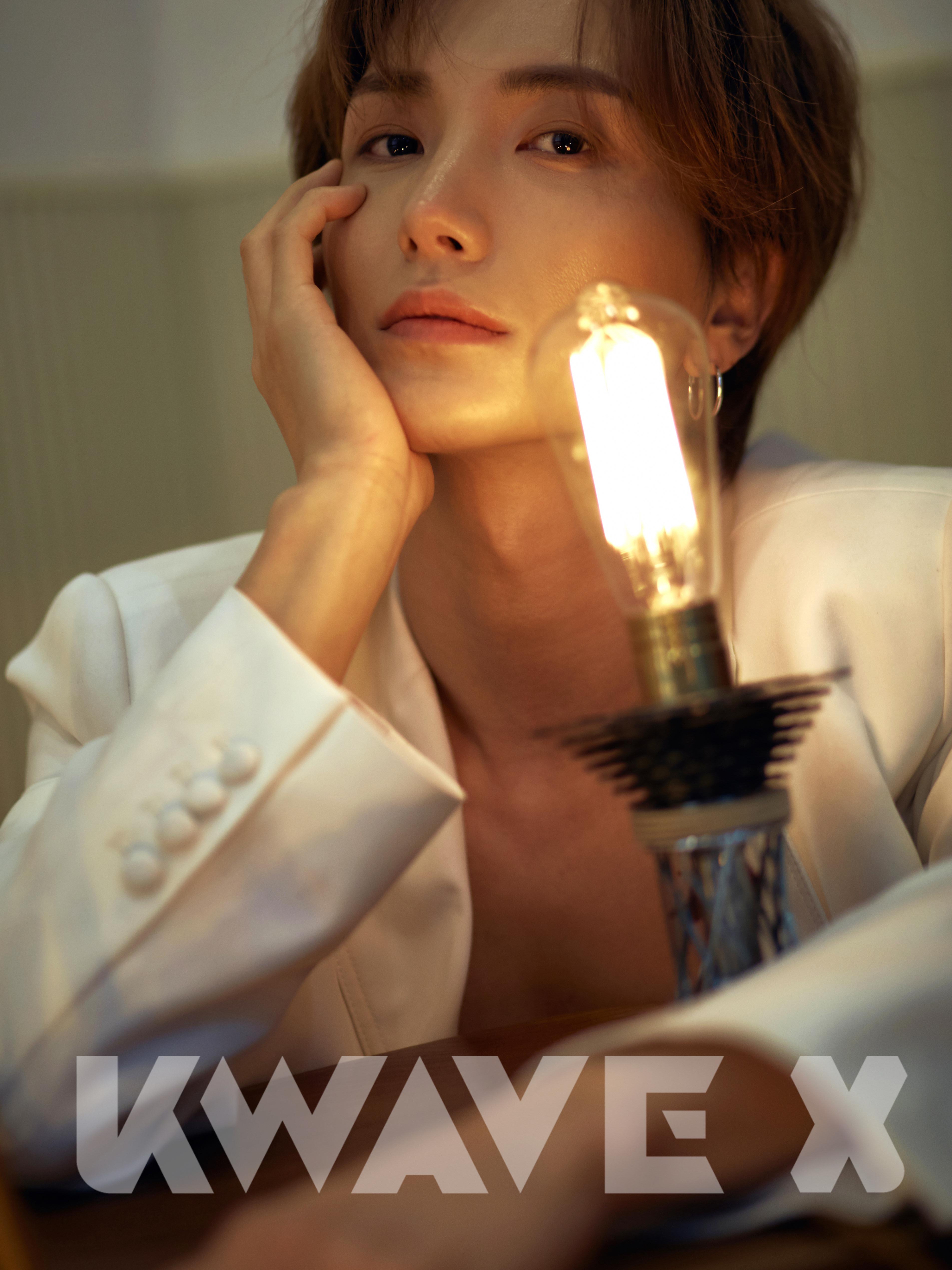 superjunior利特参与环境保护活动画报拍摄散发的独特男性美吸引视线