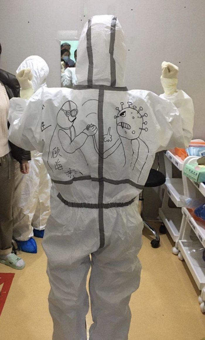 最萌防护服!缓解儿童患者对"外星人医生"的恐惧