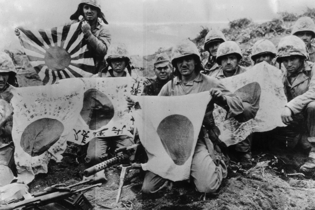 硫磺岛战役,美军决定向日本投掷原子弹的因素