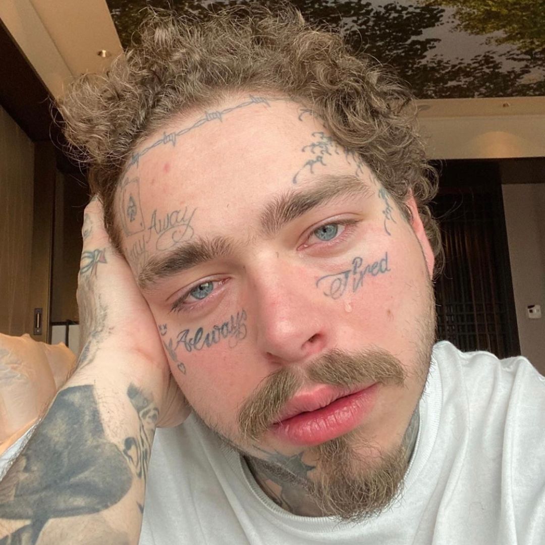 post malone 现在的脸和地图差不多但在脸上纹个冰淇淋,的确是不太