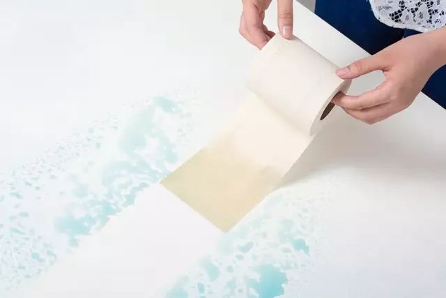 本色,柔韧,不漂白,一款安全到可以"吃"的抑菌卷纸