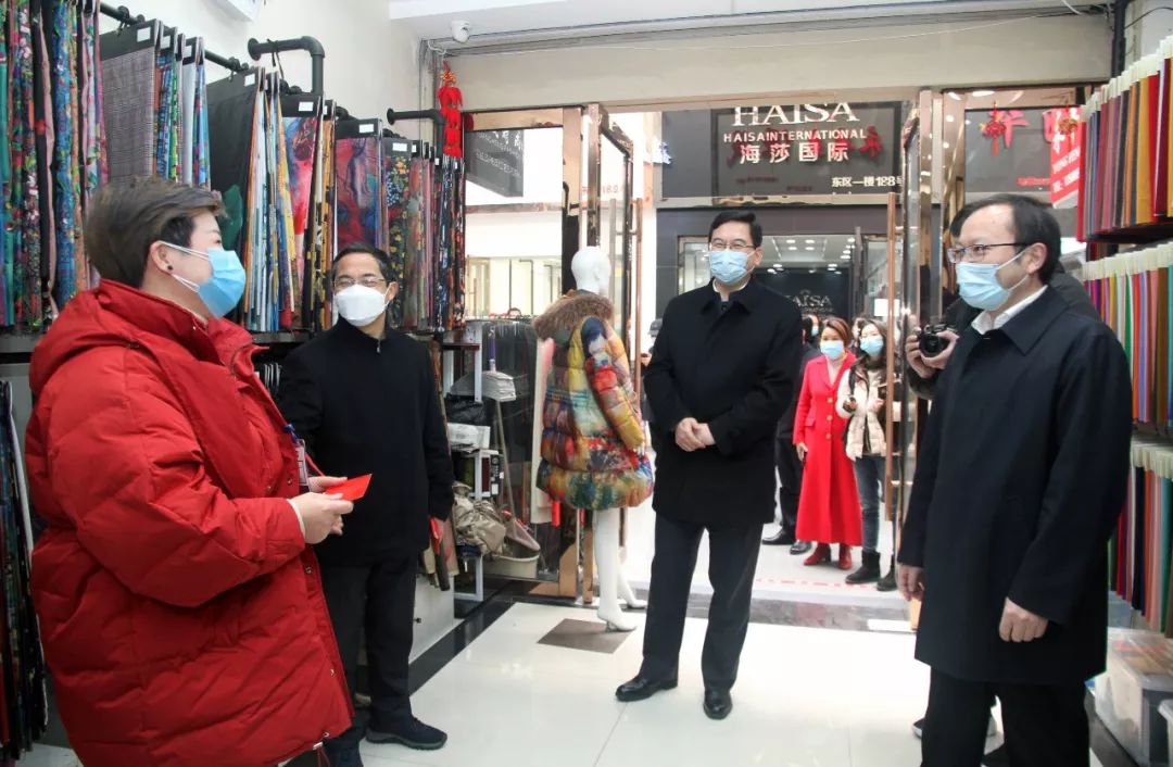 中国轻纺城如期复业市长亲自发红包中大布匹市场开业时间