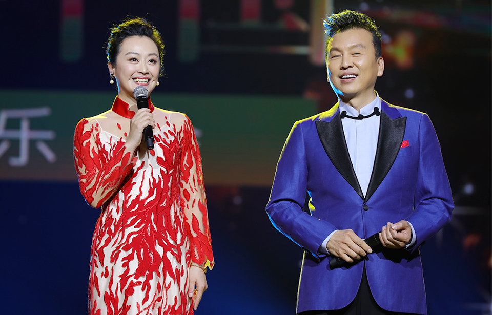 原创央视最没存在感的综艺节目女主持人有20年前的