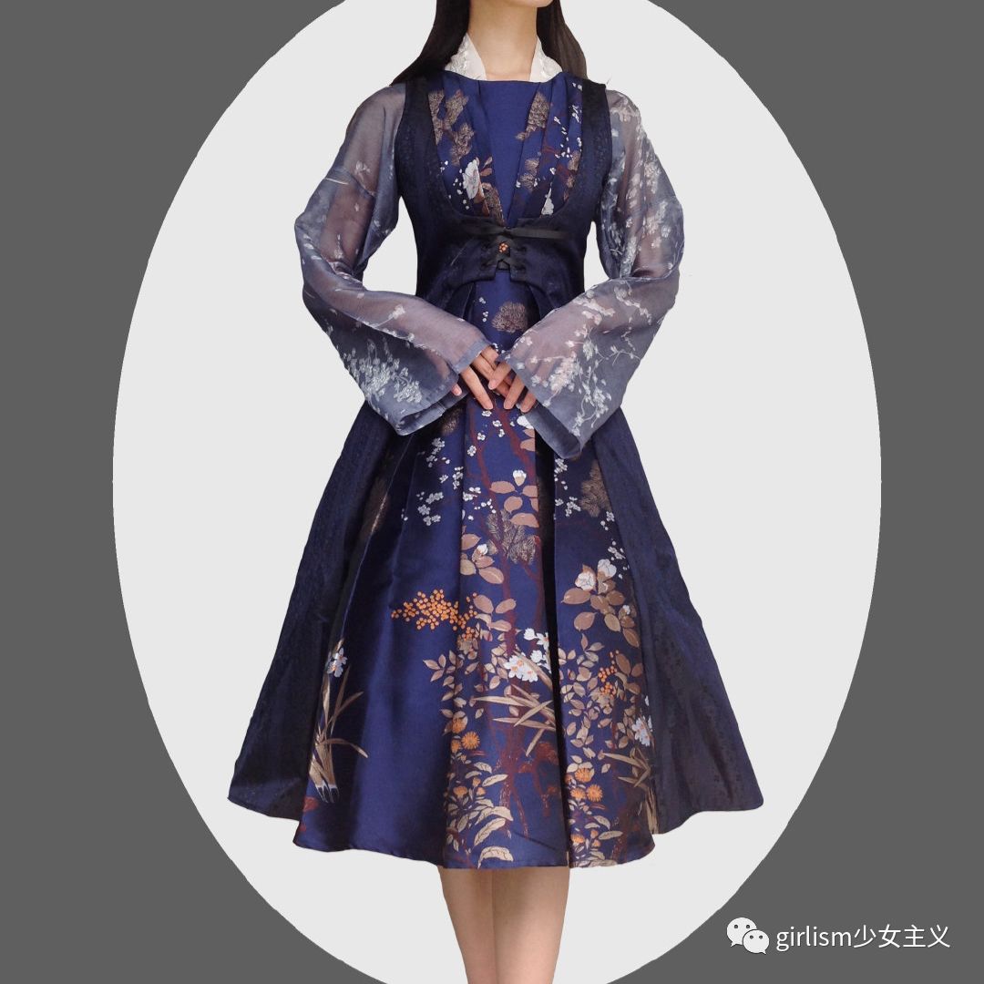 各位双坑少女也可以用汉服&lolita单品进行混搭折衷