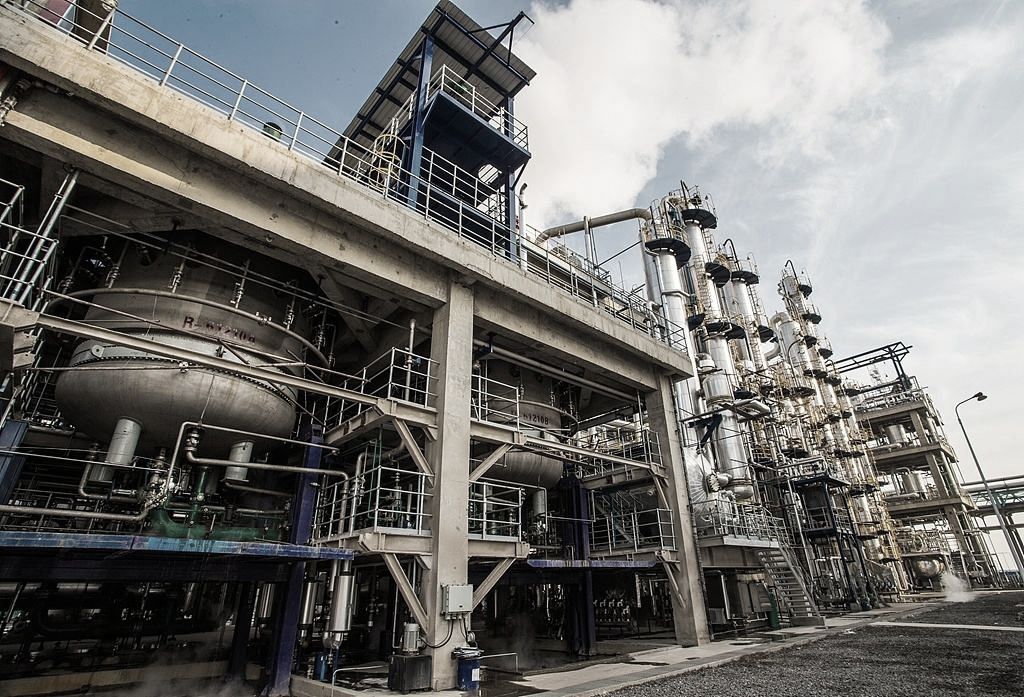 工业需要大量氮气在很长一段时间里,人类没法获得大量的可利用的氮