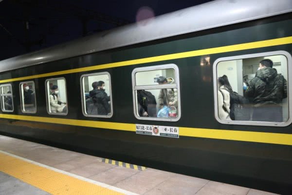 返程需求,沈阳局集团公司及时制定了z384次列车定制化售票和运输方案