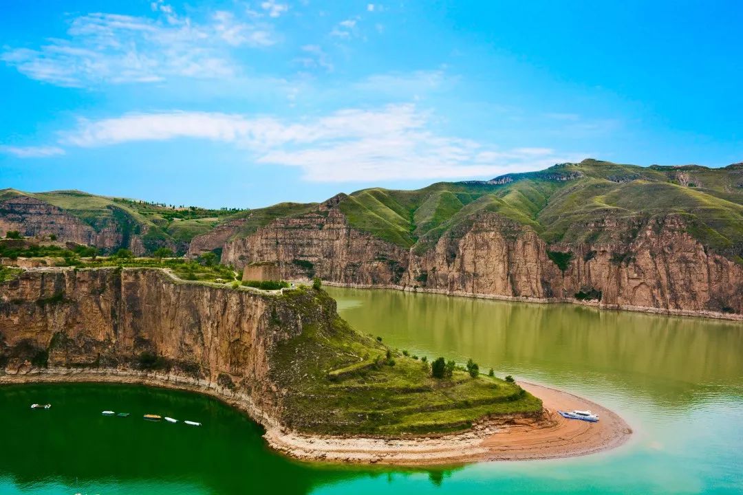 兴海县黄河大峡谷图片