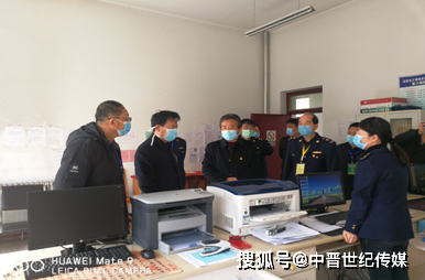 王云照代表汾阳市市委政府慰问市场监督管理局防疫执勤人员