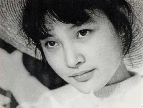 原创老照片八十年代的中国女孩真的很美