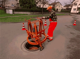 德国严谨的制作井盖超震撼