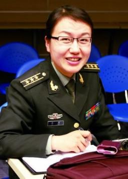 军事学博士,全国三八红旗手,全军育才银奖获得者.