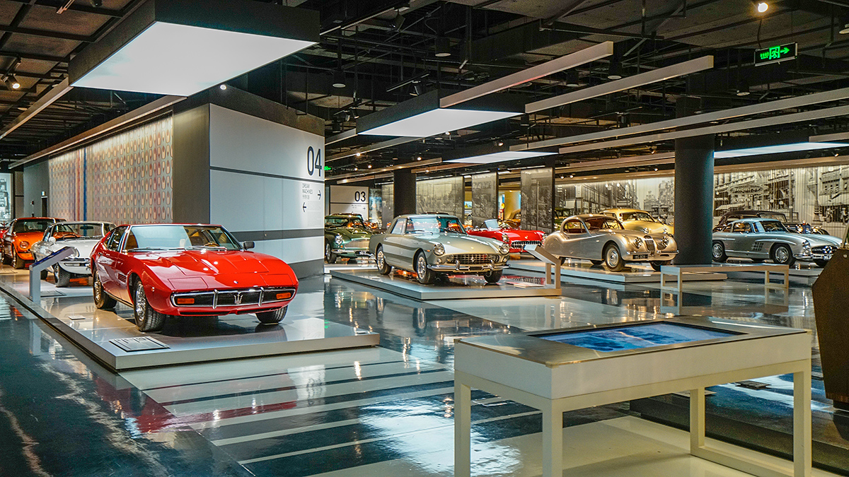 汽车爱好者不可错过的永久车展,上海汽车博物馆里,豪车视觉盛宴